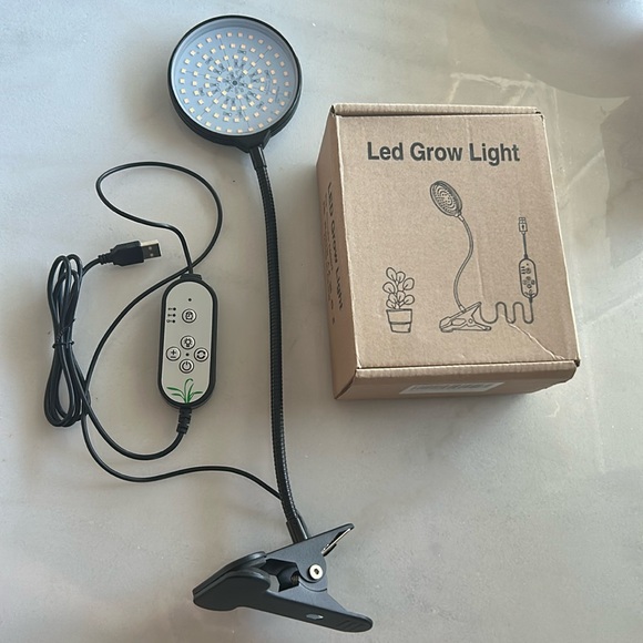 SET OF 2 Grow Lights 15W LED with Timer Auto On/Off 4/8/12H for Indoor Plants - Picture 1 of 5